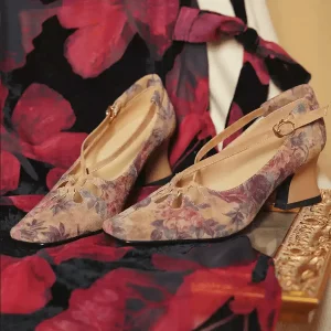 "Secret Garden" – Handmade Floral Cutout Vintage Heels